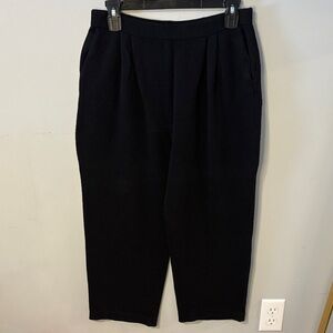 Vintage St. John Basics Black Santana Knit Pleated Front Cropped Pants